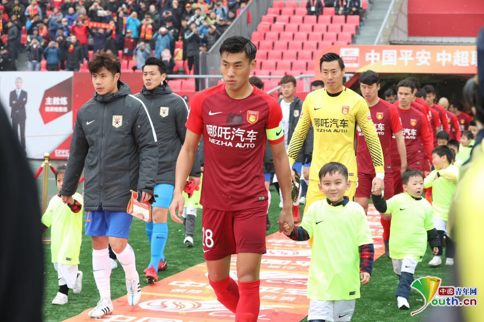 山西输球揪出两大软蛋，两主力中锋全场合砍0分，完全成上海卧底