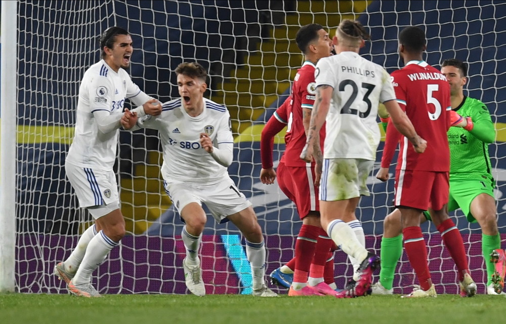 意甲-阿瑙托维奇传射劳塔罗破门 国米3-1卡利亚里 [国米意甲]